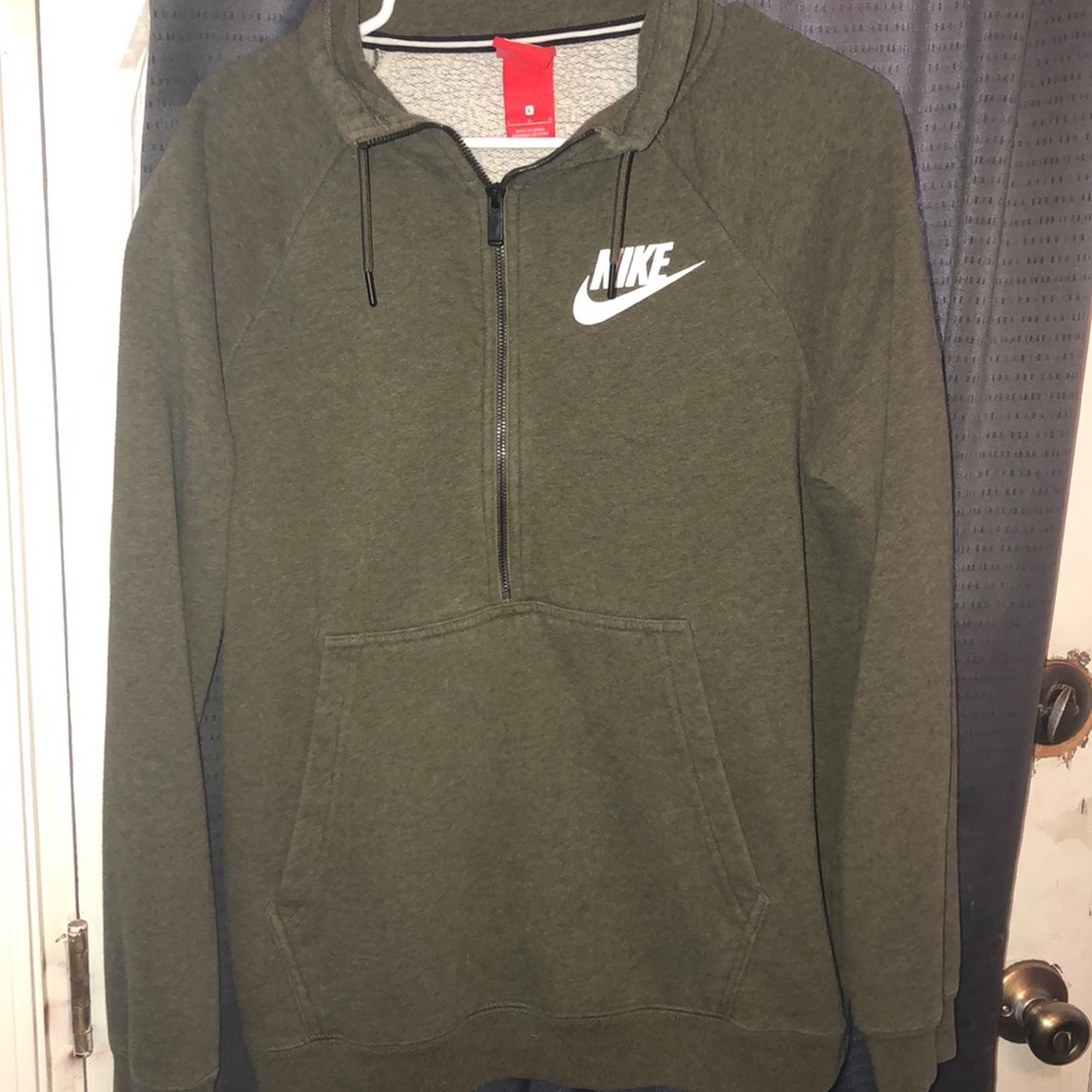Nike half zip jacket